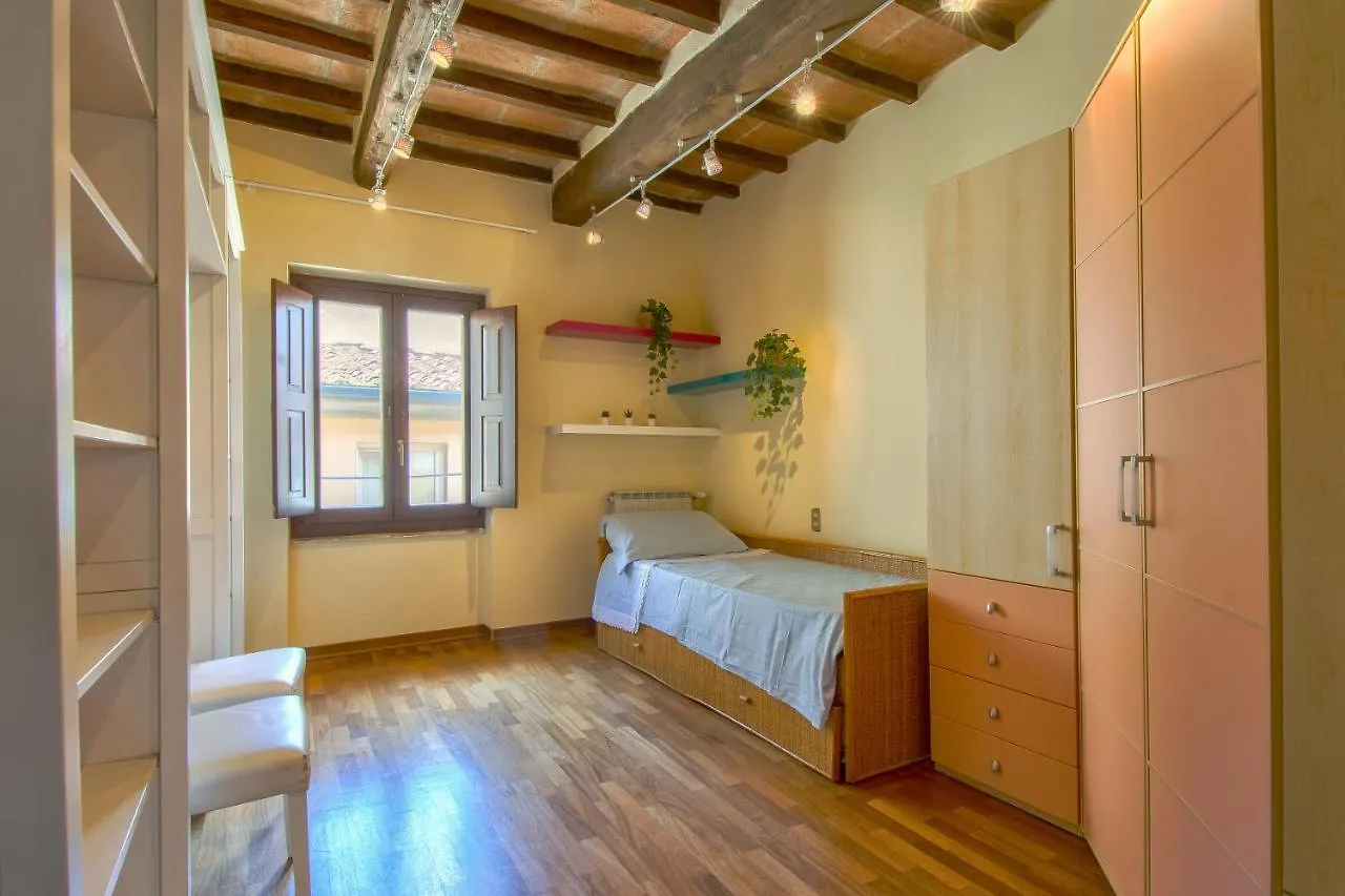 Apartment Appartamento Sulla Sala Pistoia